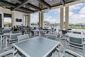 Building Photo - 5807 Double Eagle Cir