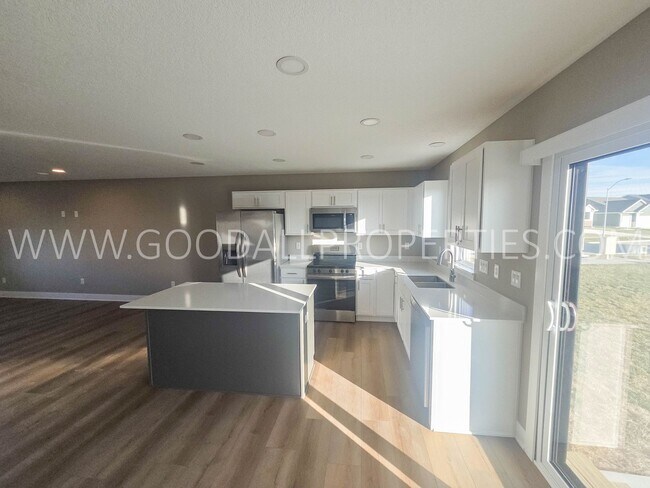 Building Photo - Newer Construction Home in Waukee 3 Bedroom 2.5 Bathrooms !!!