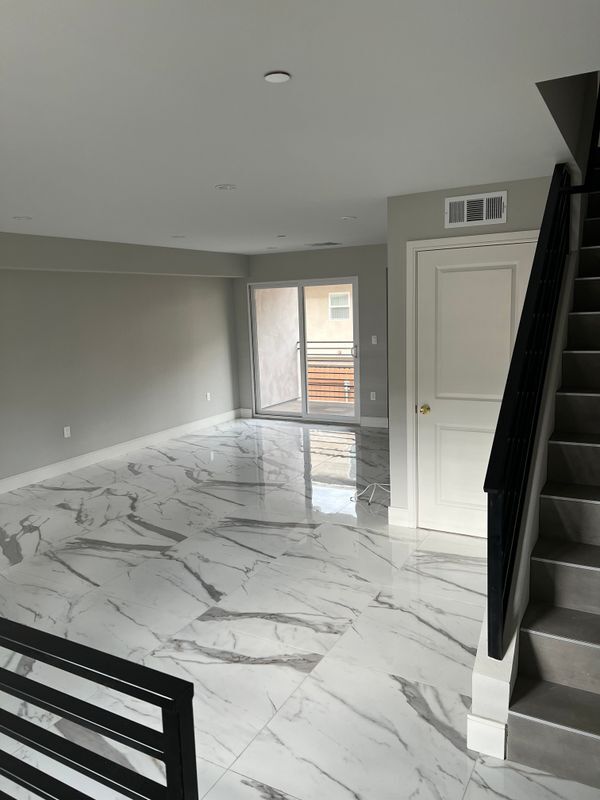 Foto del edificio - 10324 Mt Gleason Ave