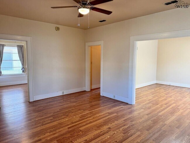 Foto del edificio - 1825 11th St