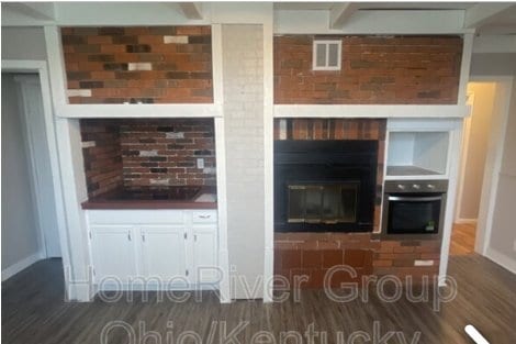 Building Photo - 8967 Cam Dr