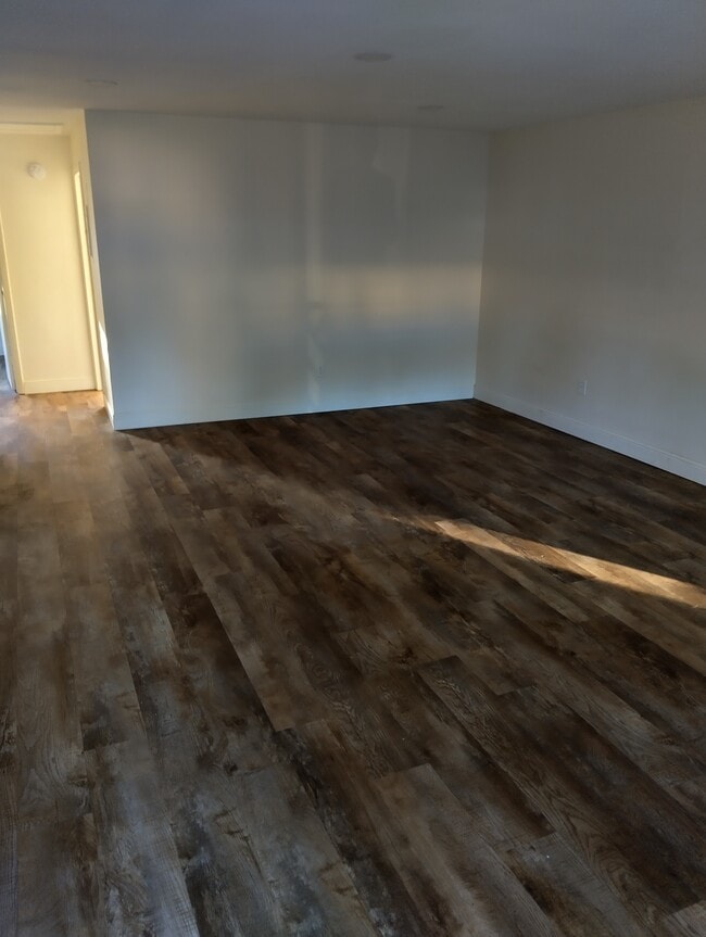 Building Photo - 2305 86th Ave