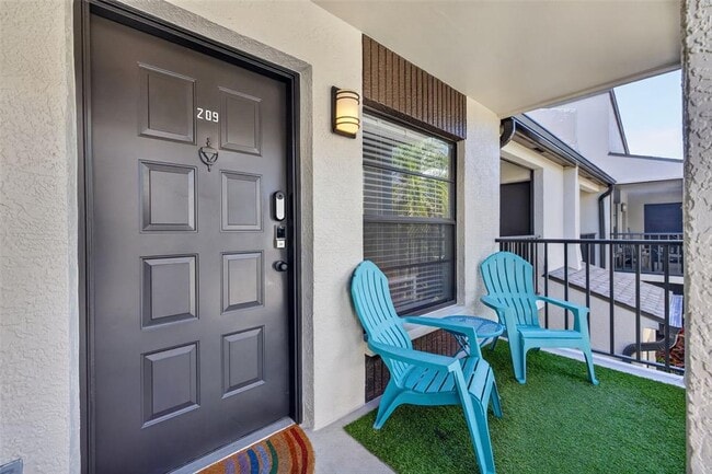 Building Photo - 2597 Countryside Blvd