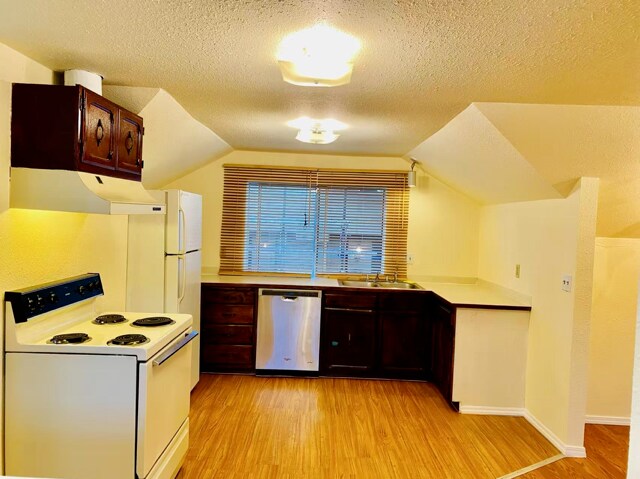Foto del edificio - 4226 7th Ave NE