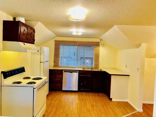 Building Photo - 4226 7th Ave NE