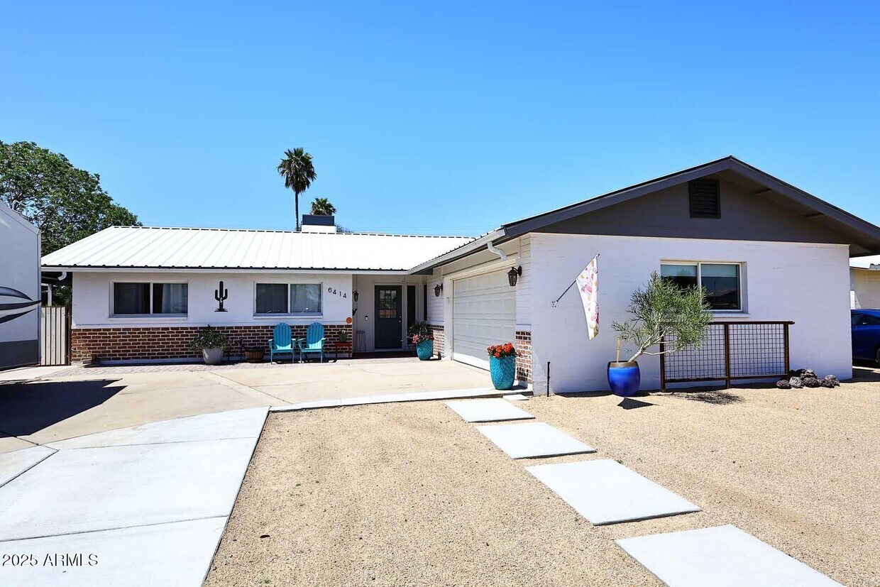 Foto principal - 6414 N 87th St