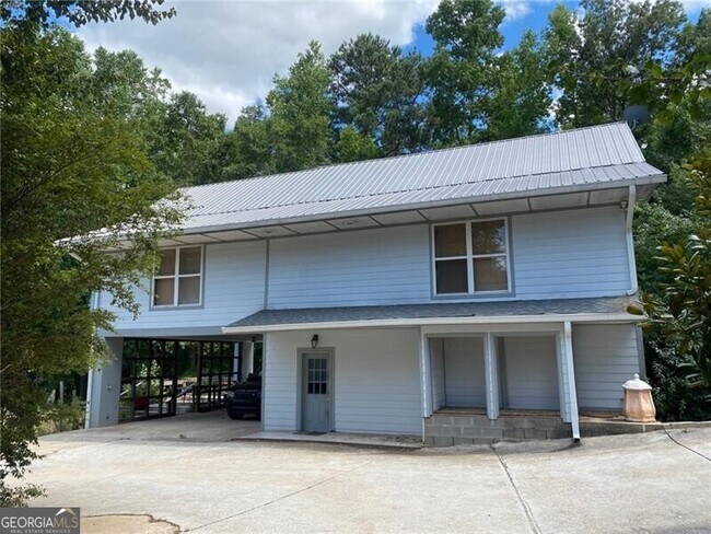 Building Photo - 1256 Chambers Rd