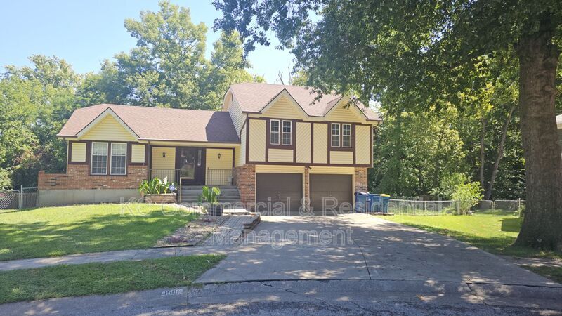 Primary Photo - 1501 Oxford Ct
