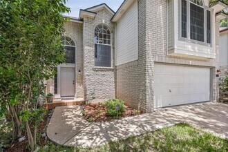 Building Photo - 9504 Sanford Dr