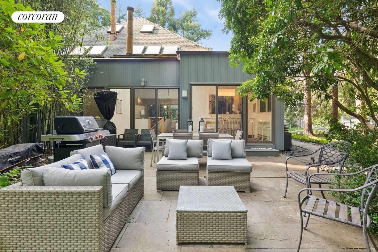 Foto principal - 726 Brick Kiln Rd