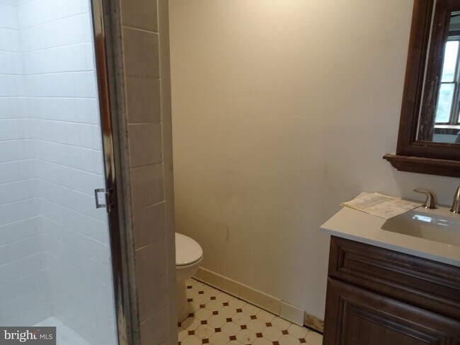 Foto del edificio - 27 W 7th St