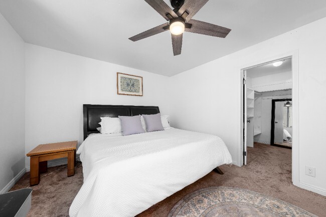 Foto del edificio - 4843 Collwood Blvd