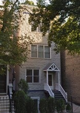 Building Photo - 1455 W Wolfram St