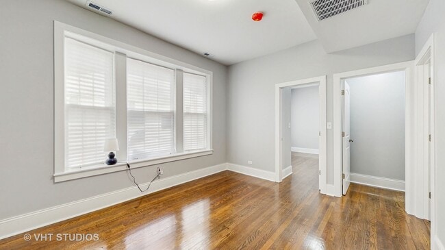 Building Photo - 2626 E 78th St