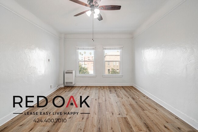Building Photo - 454 S Catalina St