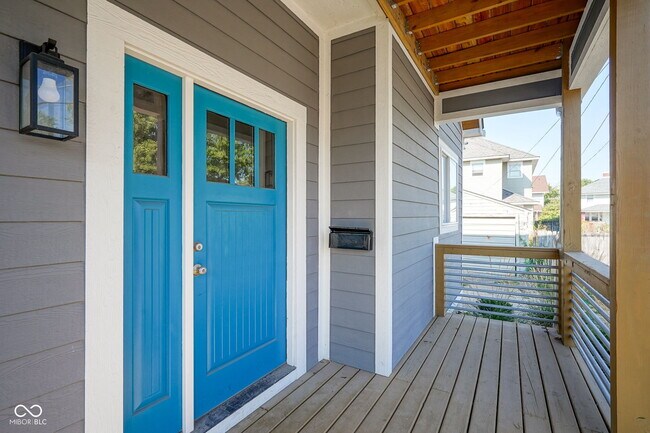 Building Photo - 515 Orange St