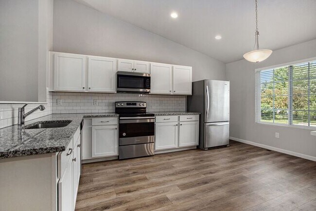 Foto del edificio - 3149 Alder Dr SW