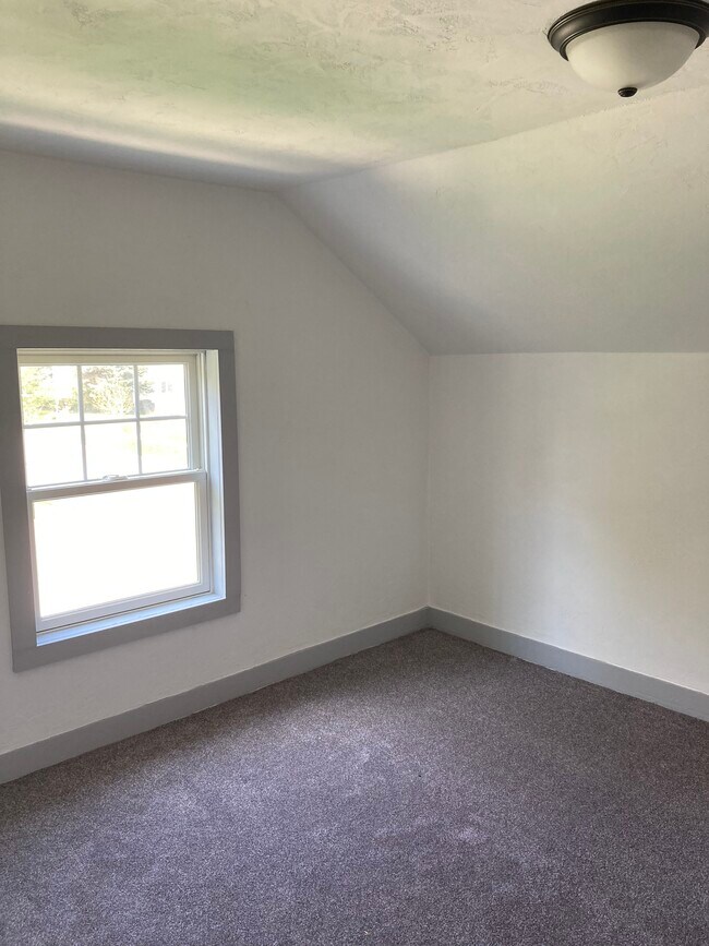 North Bedroom - 819 N Superior St
