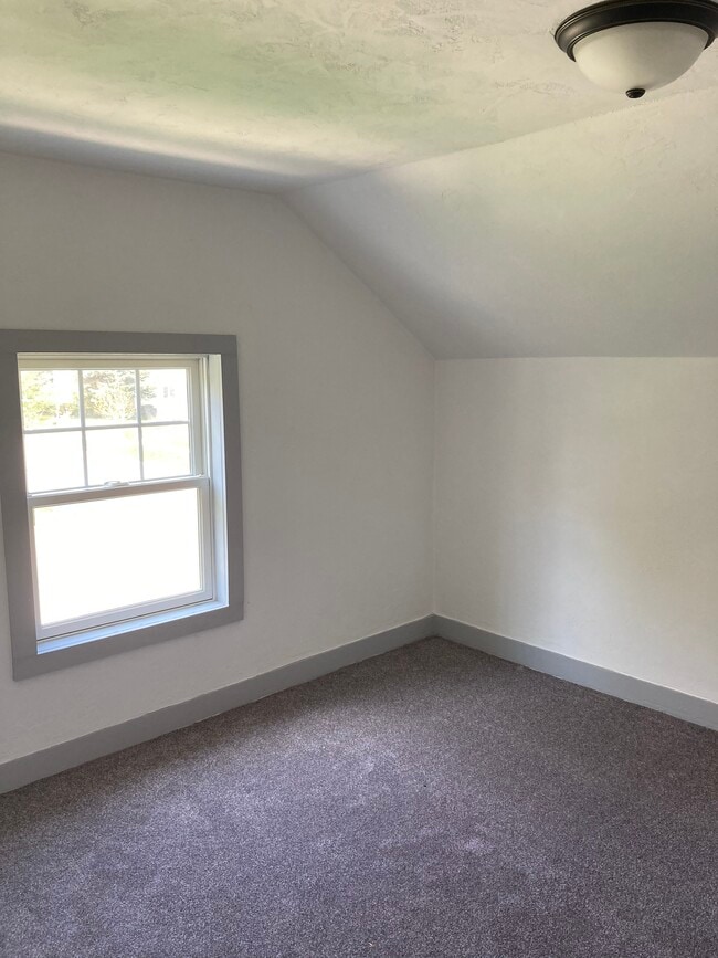 North Bedroom - 819 N Superior St