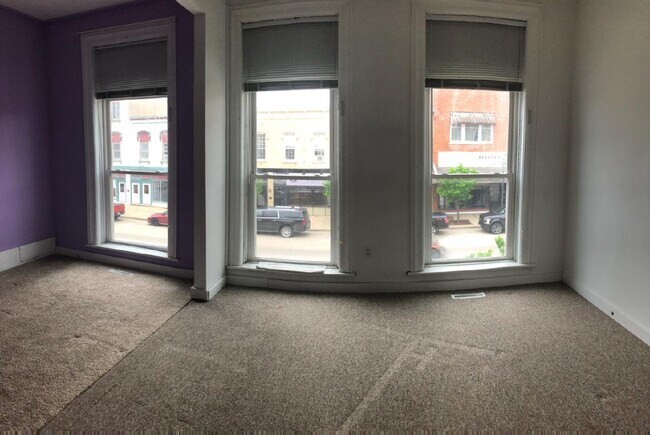 Foto del edificio - 1021 1st Center Ave