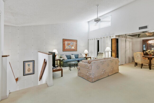 Foto del edificio - 17110 Waterbend Dr