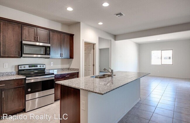 Building Photo - 4 br, 2 bath House - 18150 N Desert Willow Dr