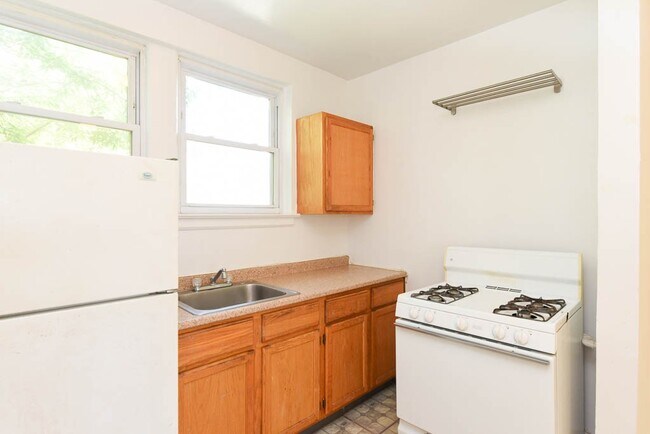 Foto del edificio - 2946 N Albany Ave