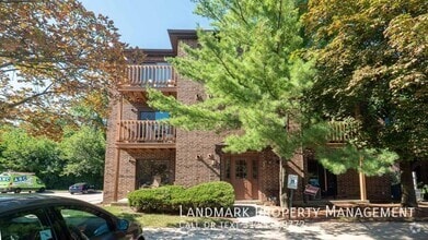 Building Photo - 2250 Abbeywood Dr