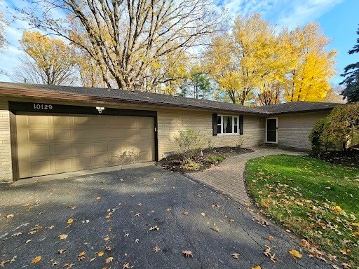Primary Photo - 10129 Guilford Ave