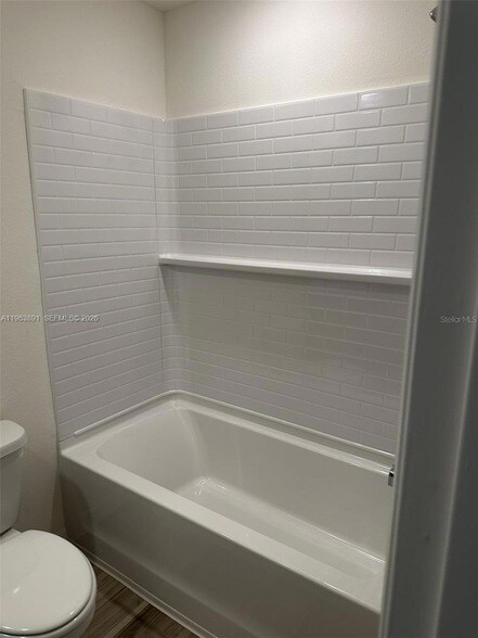 Foto del edificio - 8196 SW 67th Ave