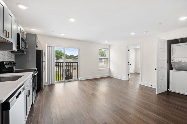 Foto del edificio - 7620 Ridge Ave