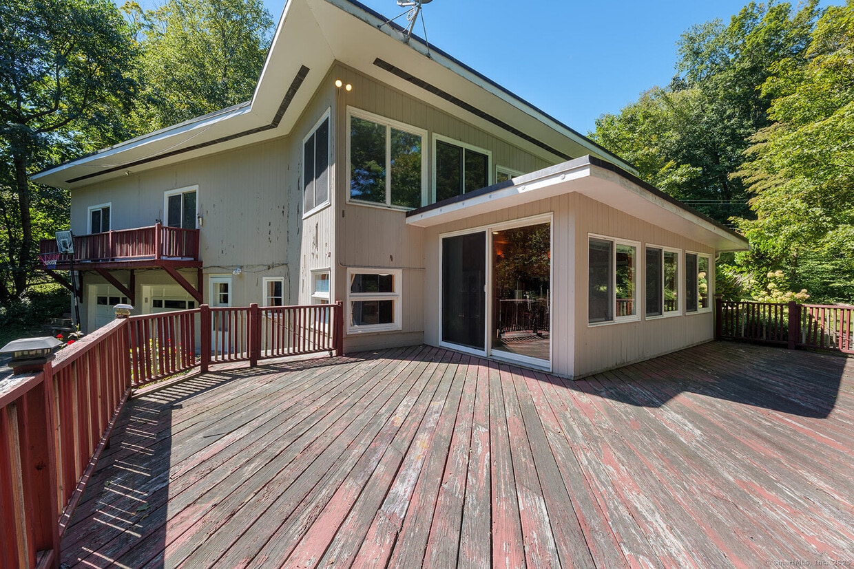 Primary Photo - 26 Wilridge Rd