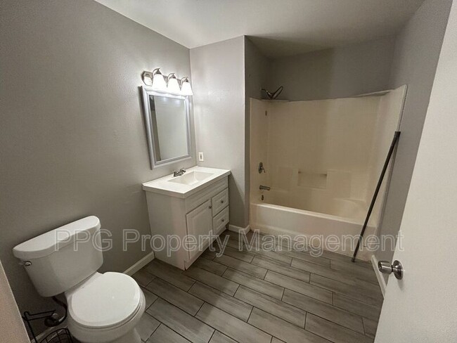 Foto del edificio - 5006 S 35th Ave