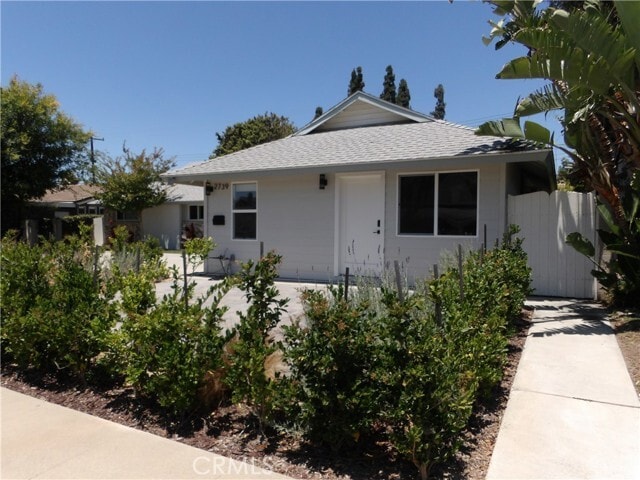 Building Photo - 2739 Burly Ave