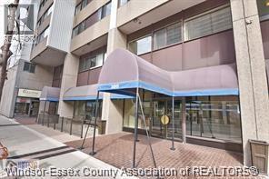 Building Photo - 380 Pelissier St