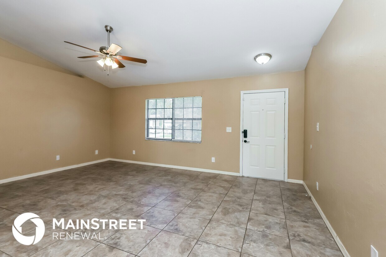 Foto principal - 18359 Hawthorne Rd