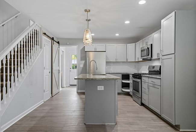 Foto del edificio - 2490 Barge Rd SW