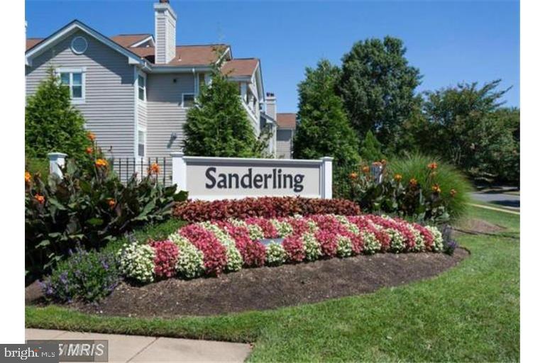 14305 Climbing Rose Way Unit 205, Centreville, VA 20121 Condo for