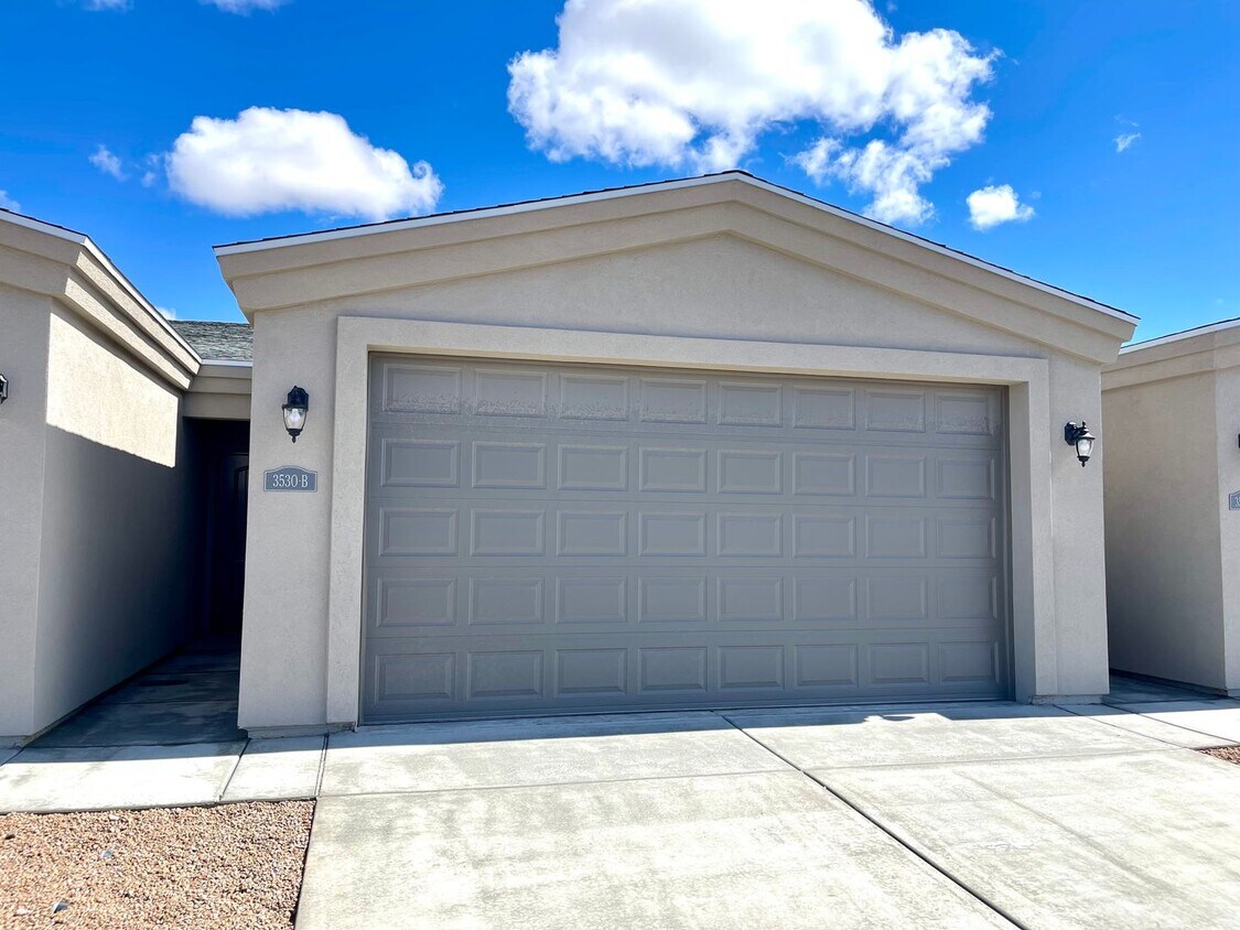 Primary Photo - Newly Constructed 2 Bedroom Home!