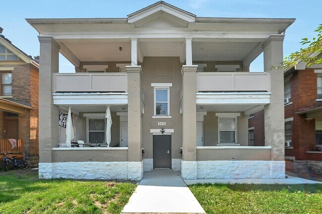 Foto del edificio - 345 Chittenden Ave