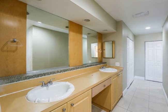 Building Photo - 15305 SW 146th St
