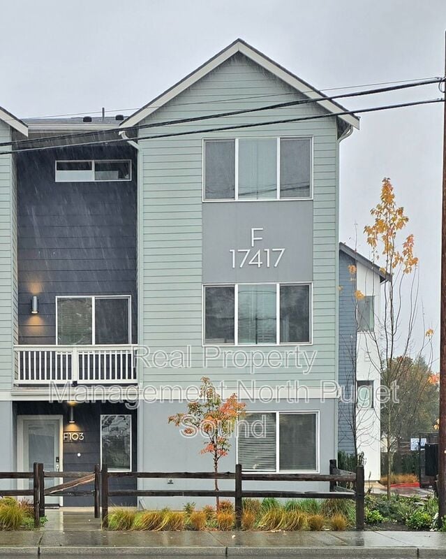 Building Photo - 17417 W Main St