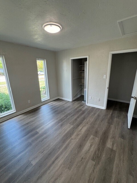 Photo - 5050 72nd Ave N Apartment