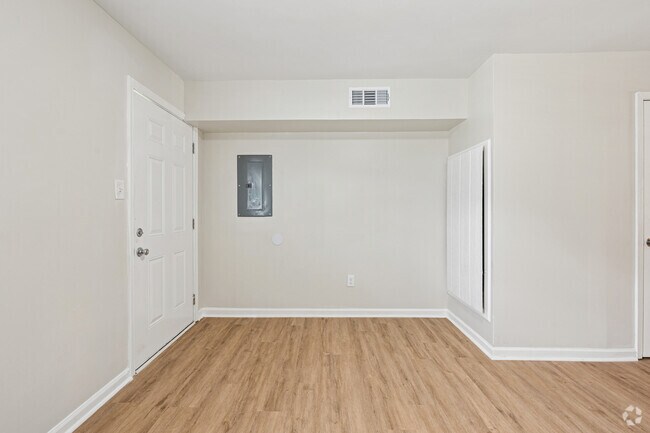 2 habitaciones, 1 baño - 846 pies cuadrados - Comedor - EP on Lower Wetumpka