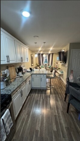 Foto del edificio - 956 1/2 Dehart Pl