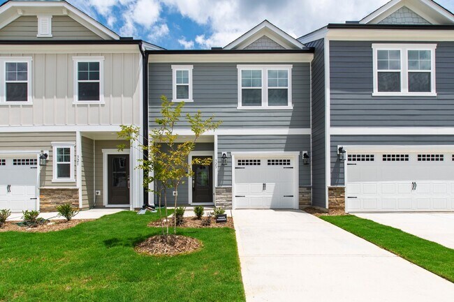 Foto del edificio - Brand New Construction | Townhome | Wendell, NC