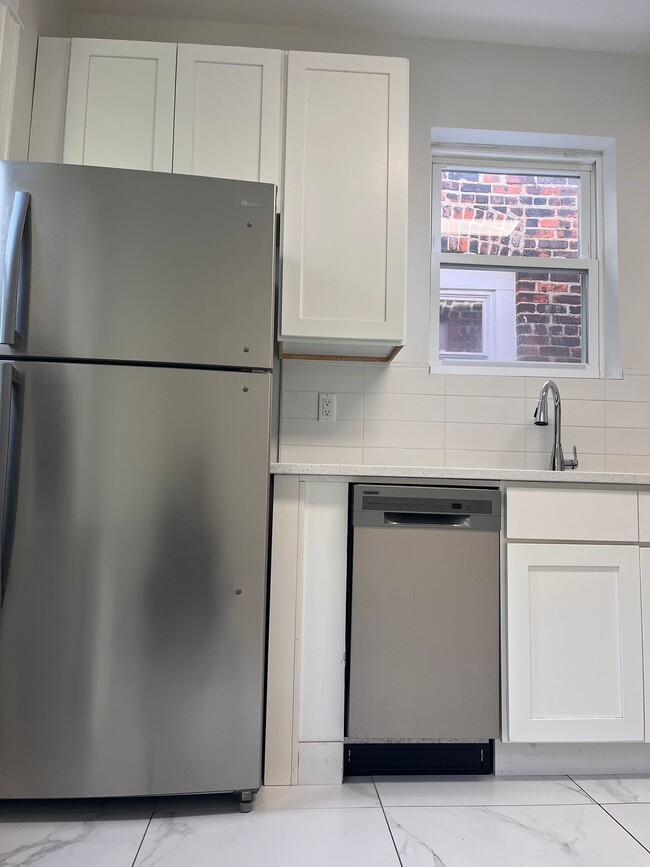 Foto del edificio - 256 Dwight St