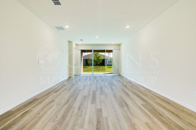Foto del edificio - Refined Living in Halifax Plantation – Con...