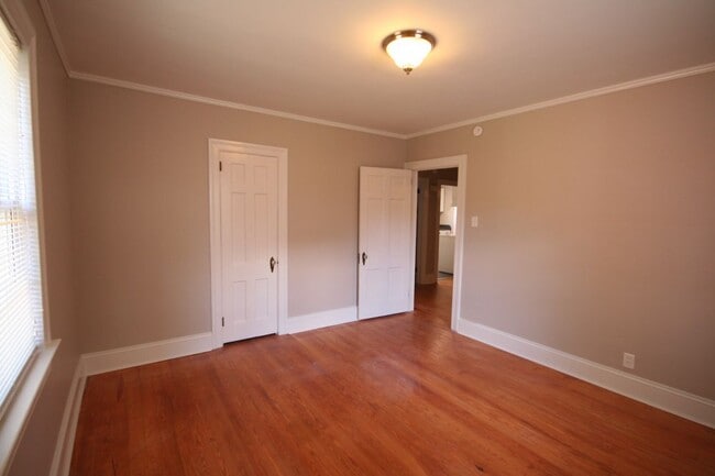 Building Photo - 1309 Park Ave A