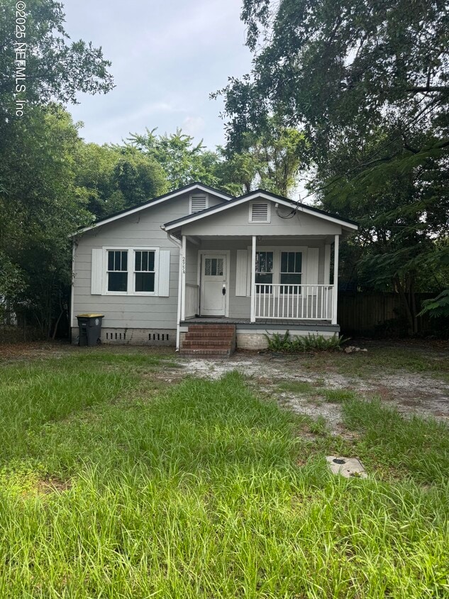 Primary Photo - 2954 Phyllis St